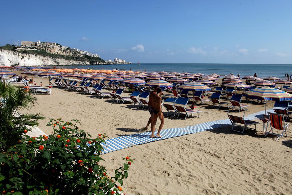 Bikini Hotel Vieste Extérieur photo