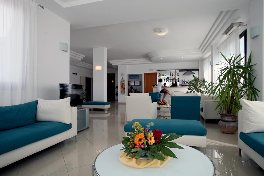 Bikini Hotel Vieste Extérieur photo