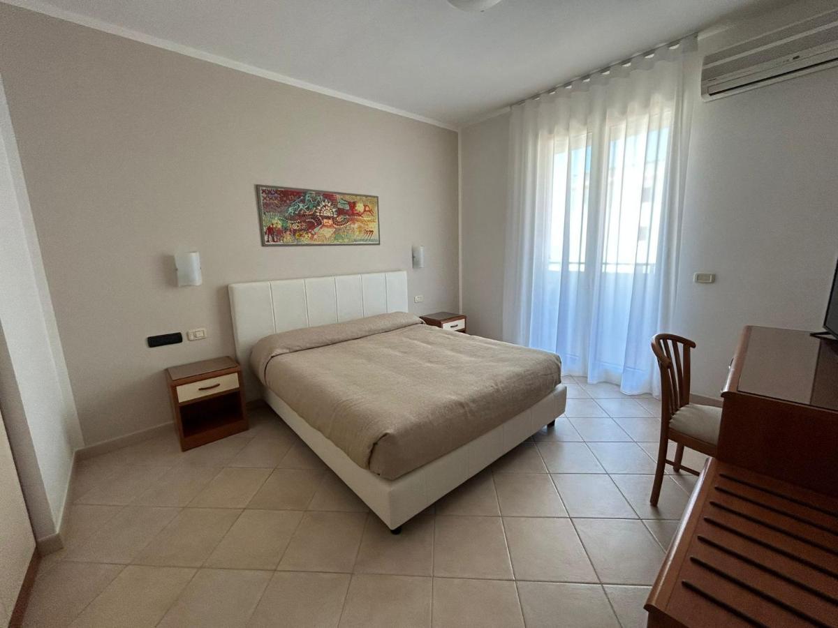 Bikini Hotel Vieste Extérieur photo